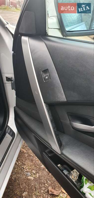 Седан BMW 5 Series 2005 в Чернівцях