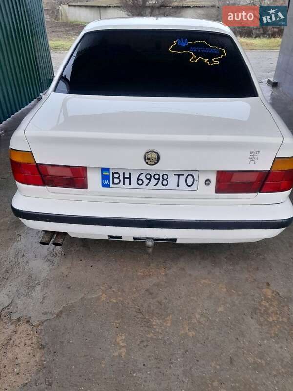 Седан BMW 5 Series 1988 в Татарбунарах