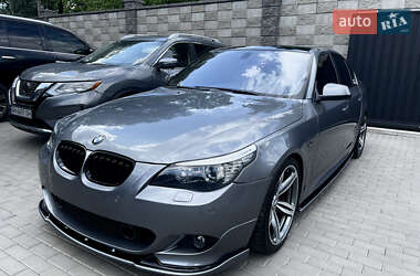 Седан BMW 5 Series 2007 в Обухове