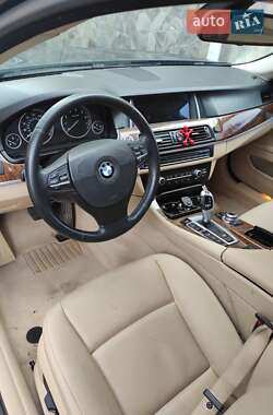 Седан BMW 5 Series 2012 в Івано-Франківську