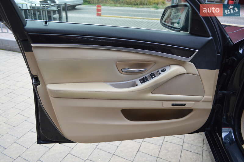 Седан BMW 5 Series 2011 в Львові