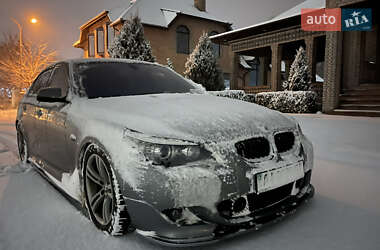 Седан BMW 5 Series 2007 в Обухове