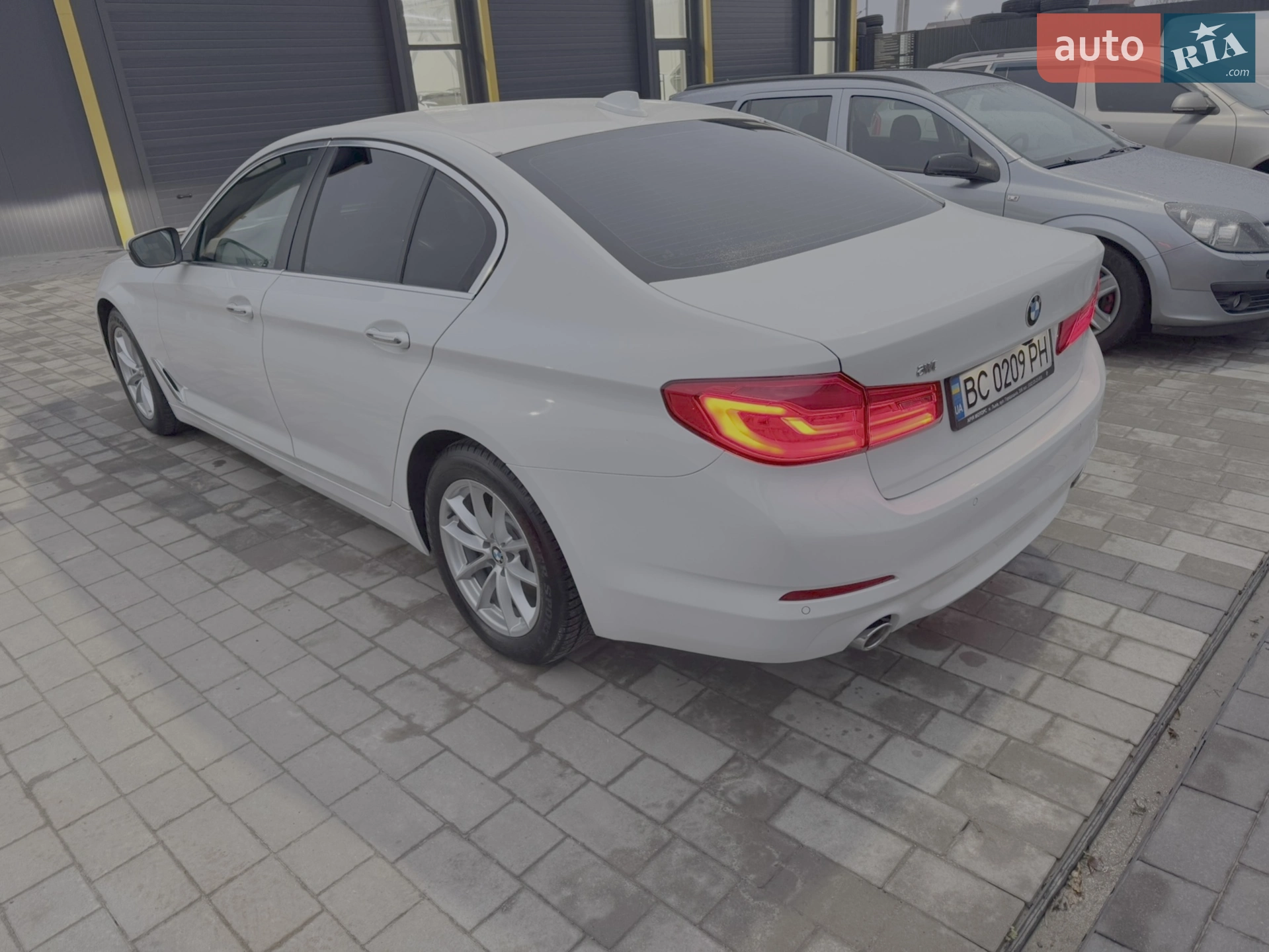2017 BMW 5er - мініатюра 3