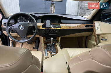 Седан BMW 5 Series 2006 в Прилуках