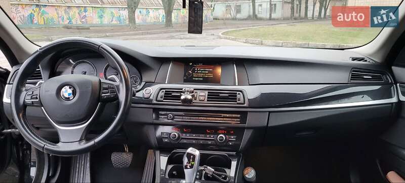 Седан BMW 5 Series 2016 в Кривому Розі