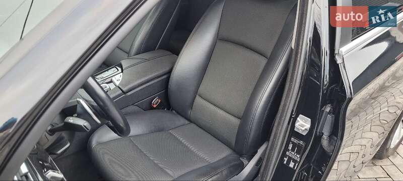 Седан BMW 5 Series 2016 в Кривому Розі