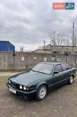 Седан BMW 5 Series 1991 в Запоріжжі