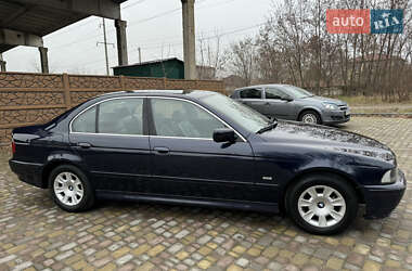 Седан BMW 5 Series 2000 в Запорожье