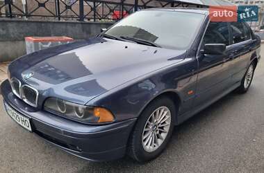 Седан BMW 5 Series 2002 в Киеве