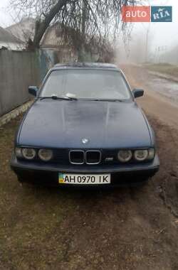 Седан BMW 5 Series 1990 в Бердичеві