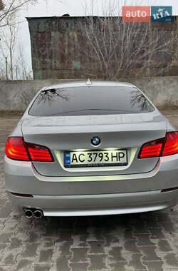 Седан BMW 5 Series 2011 в Немішаєве