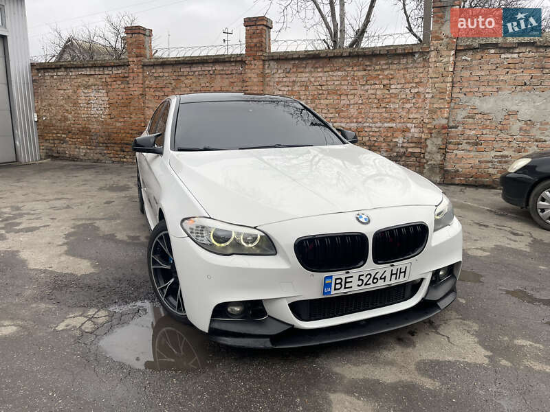 Седан BMW 5 Series 2012 в Херсоне