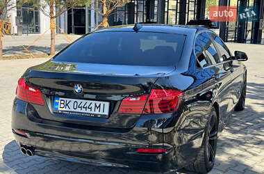 Седан BMW 5 Series 2014 в Ровно