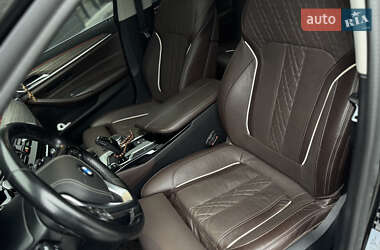 Седан BMW 5 Series 2019 в 