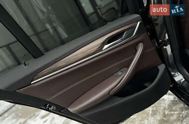 Седан BMW 5 Series 2019 в 