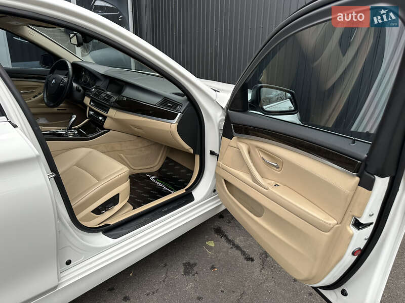 Седан BMW 5 Series 2012 в Киеве