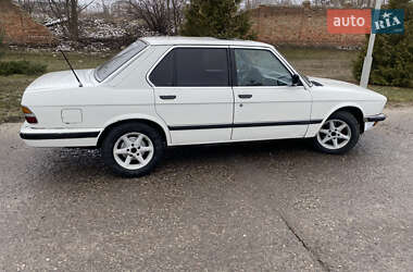 Седан BMW 5 Series 1984 в 