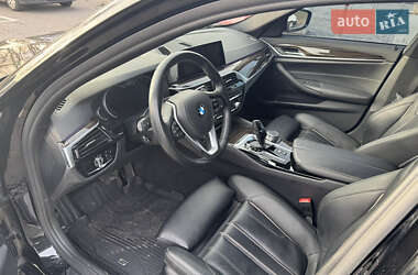 Седан BMW 5 Series 2019 в 