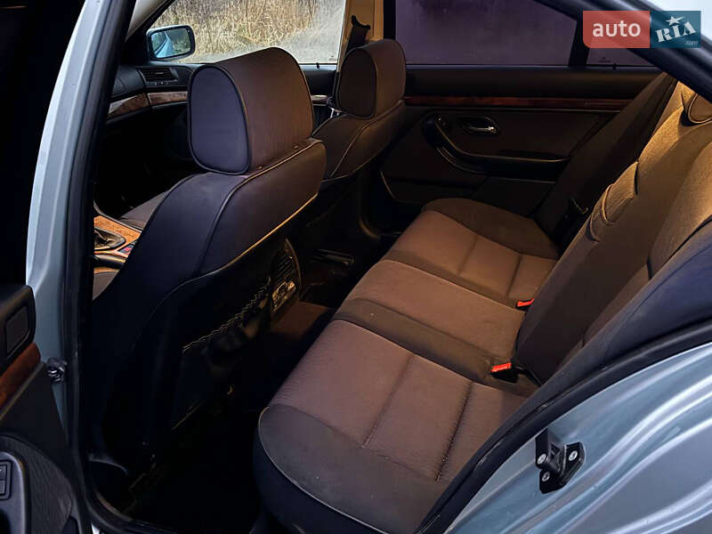 Седан BMW 5 Series 1999 в Рівному