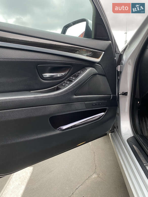 Седан BMW 5 Series 2014 в Киеве