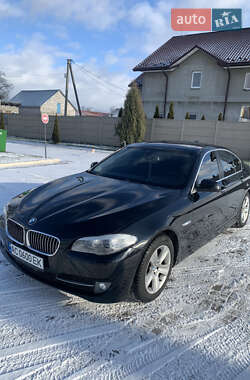 Седан BMW 5 Series 2011 в Нововолынске