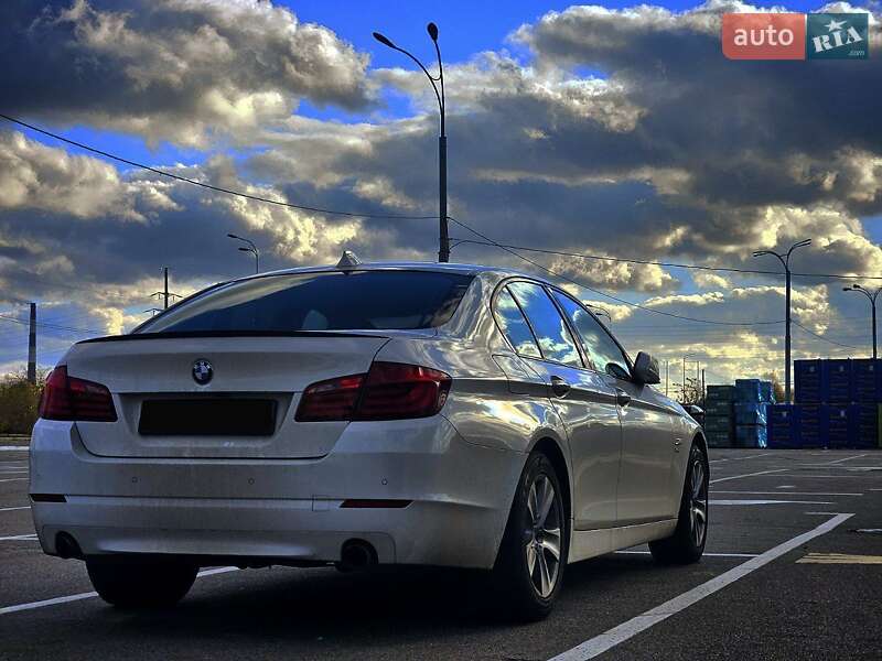 Седан BMW 5 Series 2010 в Киеве фото 4 Седан BMW 5 Series 2010 в Киеве