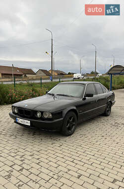 Седан BMW 5 Series 1992 в Мукачевому