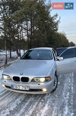 Седан BMW 5 Series 2001 в Ровно