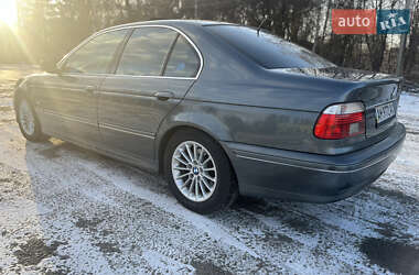 Седан BMW 5 Series 2002 в Звягеле