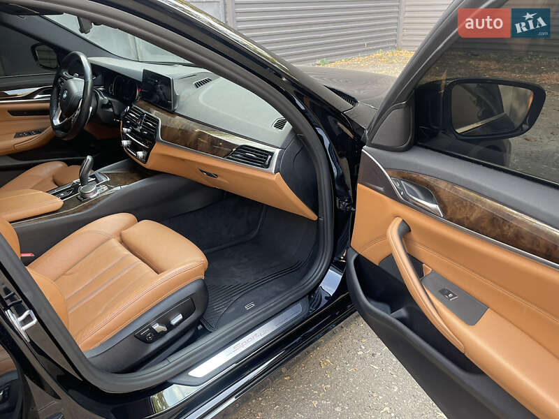 Седан BMW 5 Series 2017 в Харькове