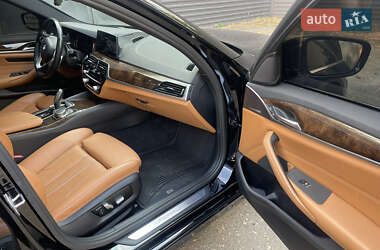 Седан BMW 5 Series 2017 в 