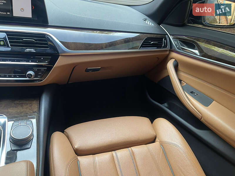 Седан BMW 5 Series 2017 в Харькове