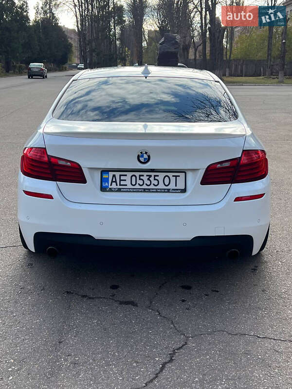 Седан BMW 5 Series 2014 в Кривом Роге