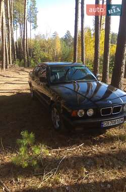 Седан BMW 5 Series 1994 в Ніжині