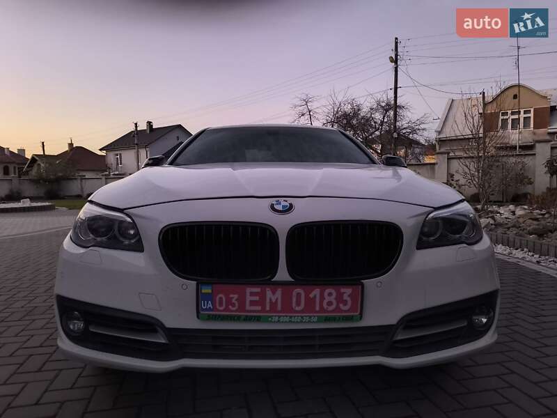 Седан BMW 5 Series 2016 в Дрогобичі