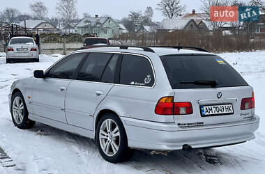 Універсал BMW 5 Series 2002 в Кореці