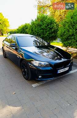 Седан BMW 5 Series 2015 в Ужгороде