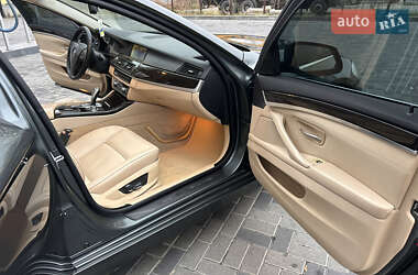 Седан BMW 5 Series 2012 в Днепре