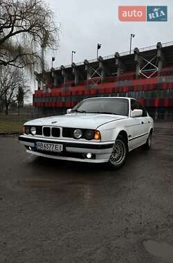 Седан BMW 5 Series 1991 в Рівному