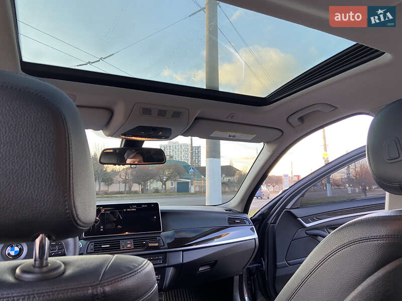 Седан BMW 5 Series 2015 в Кропивницькому