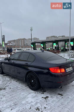 Седан BMW 5 Series 2013 в Городку