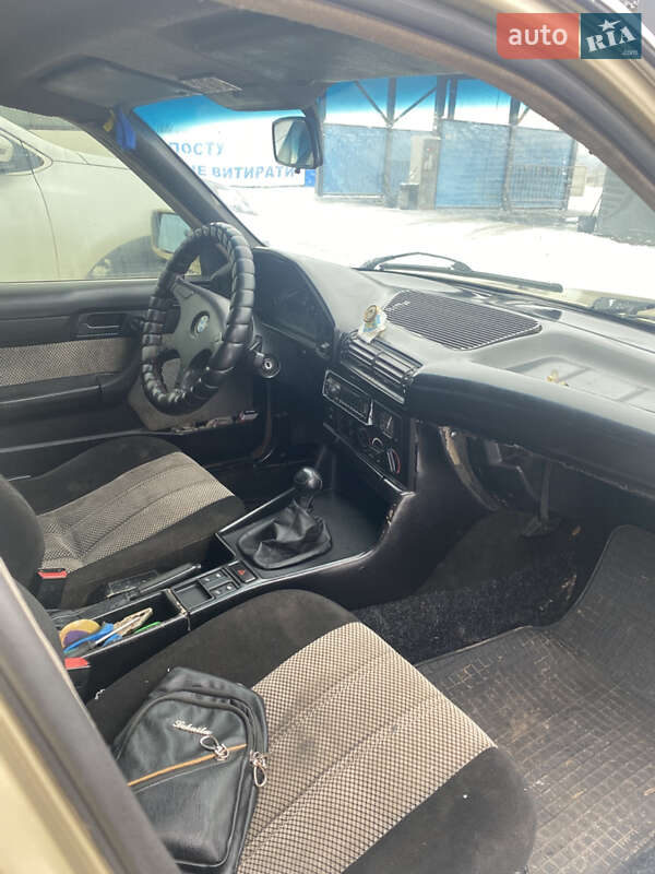 Седан BMW 5 Series 1990 в Ружине фото 14 Седан BMW 5 Series 1990 в Ружине