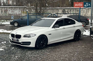 Седан BMW 5 Series 2013 в Львові