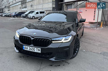 Седан BMW 5 Series 2017 в Киеве