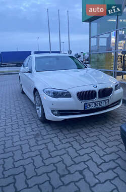 Седан BMW 5 Series 2011 в 