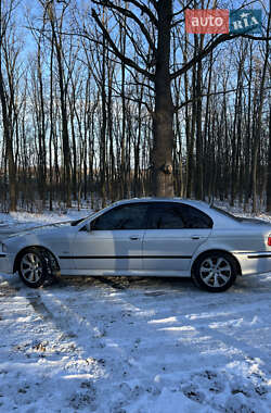 Седан BMW 5 Series 2002 в Попільні