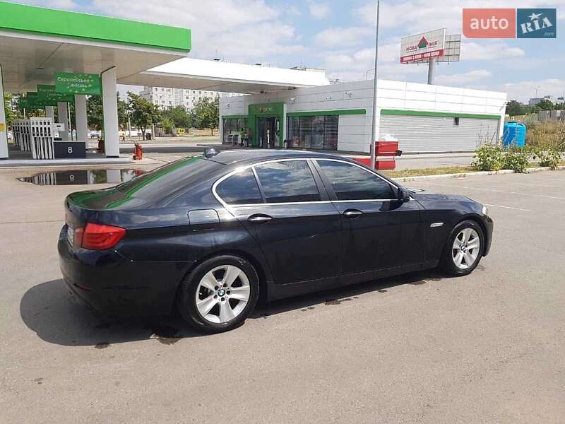 Седан BMW 5 Series 2012 в Запоріжжі