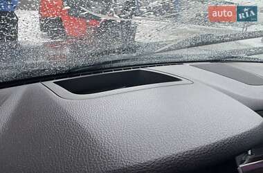Седан BMW 5 Series 2013 в 