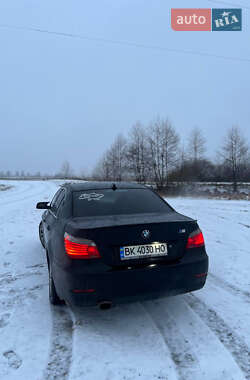 Седан BMW 5 Series 2007 в Зарічному