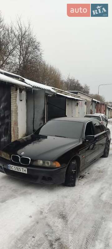 Седан BMW 5 Series 2001 в Львові